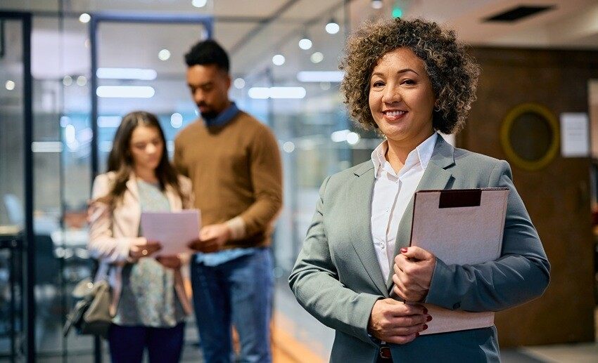 happy-insurance-agent-in-the-off